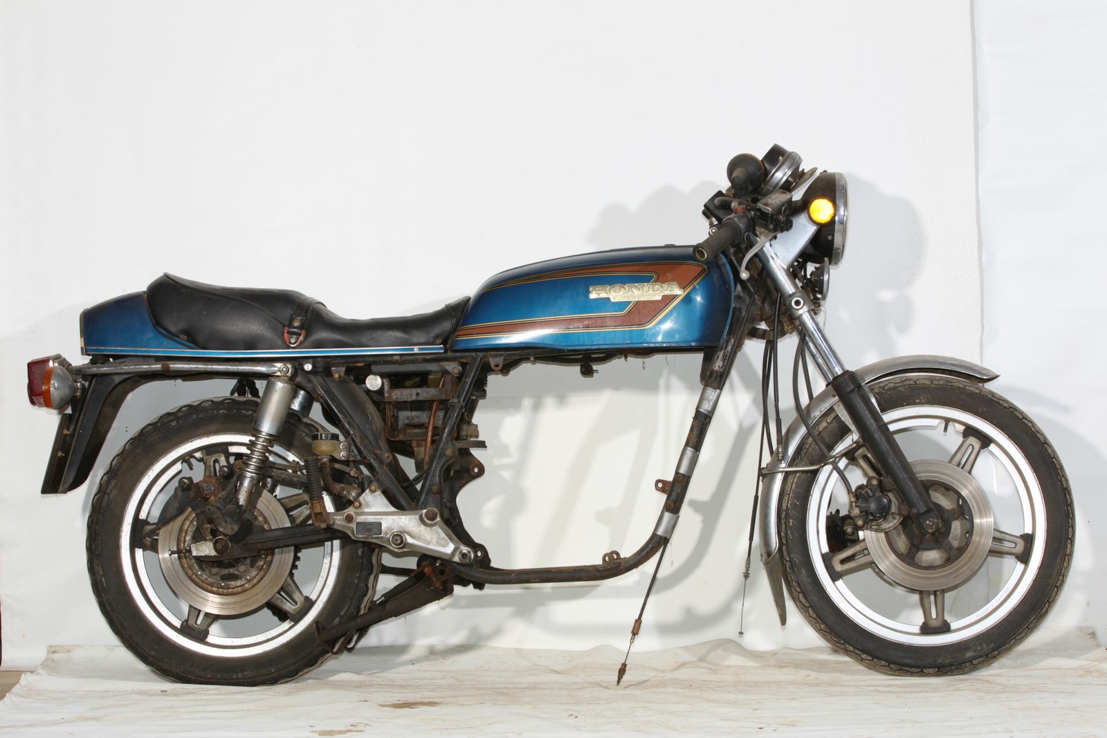 1977 Honda CB750 Super Sport - Image 4 of 4