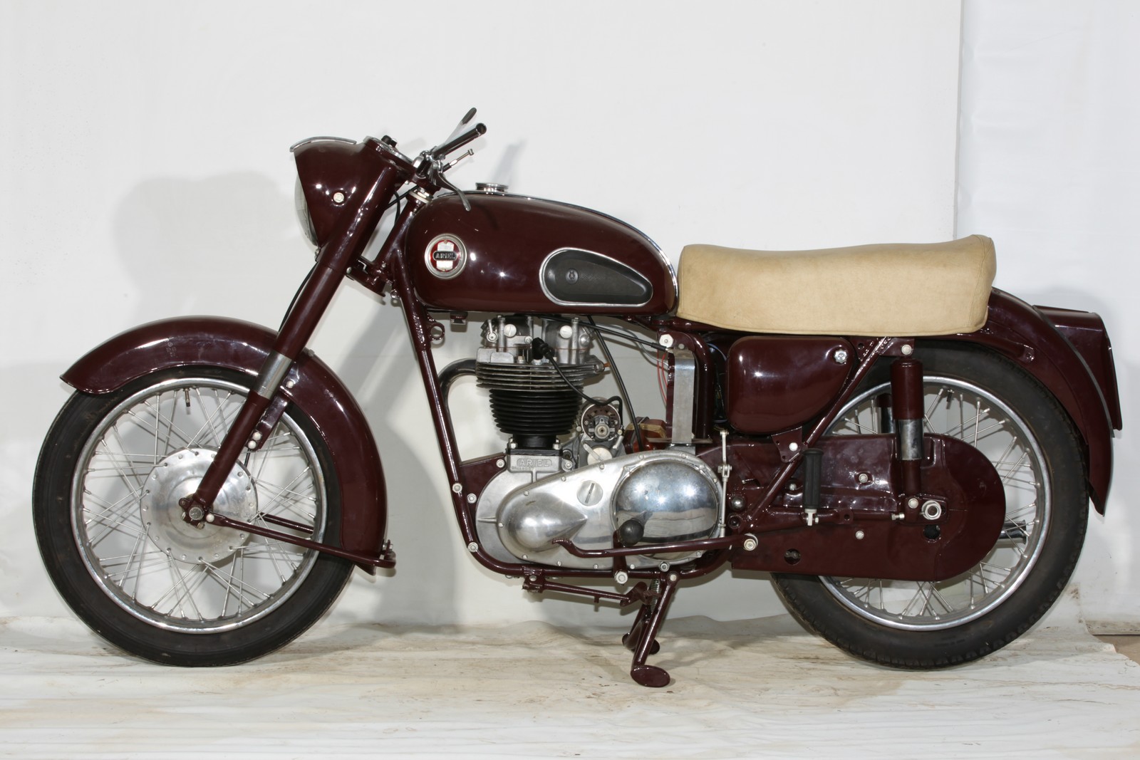 1958 Ariel Red Hunter NH 350cc OHV - Image 4 of 6