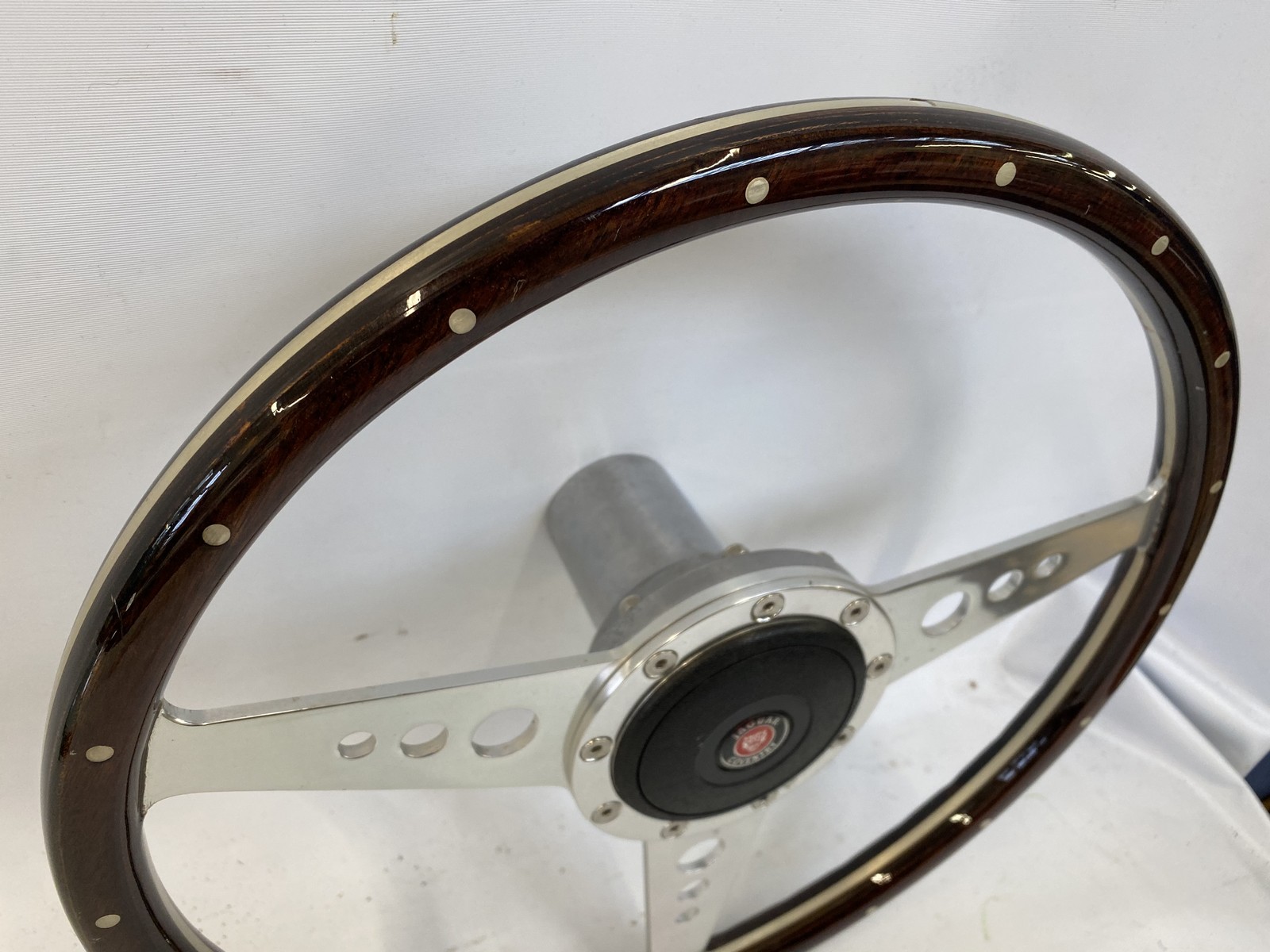 A good quality Jaguar three spoke aluminium and wooden rimmed steering wheel in excellent - Image 2 of 3