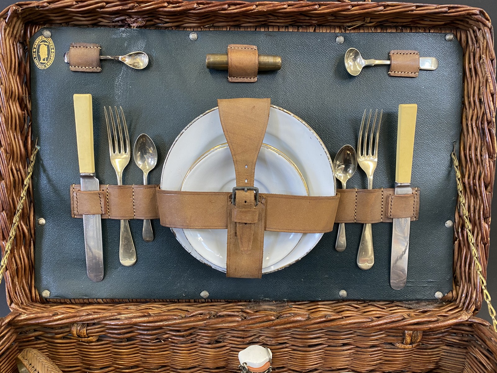 A wicker cased British-made picnic hamper. - Image 3 of 4