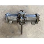 A double chamber vacuum wiper to suit Rolls-Royce, Rover etc.