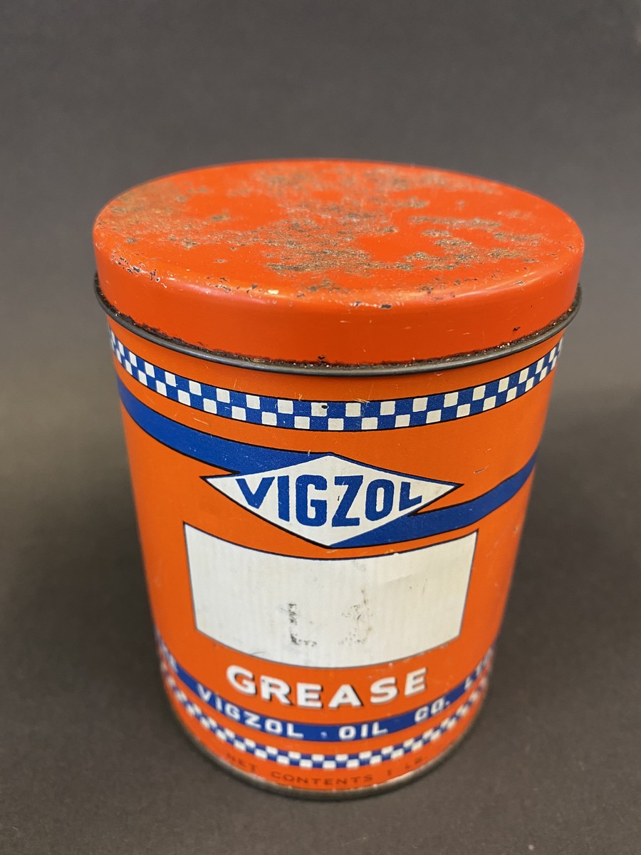 A Vigzol Grease tin. - Image 2 of 2