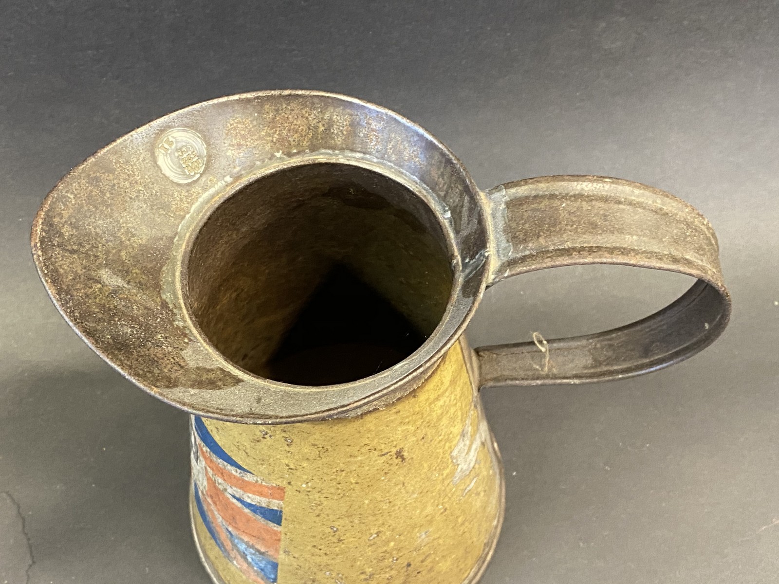 A rare BP half gallon measure with wide neck, with the Union Jack flag image to the centre, bright - Image 3 of 4