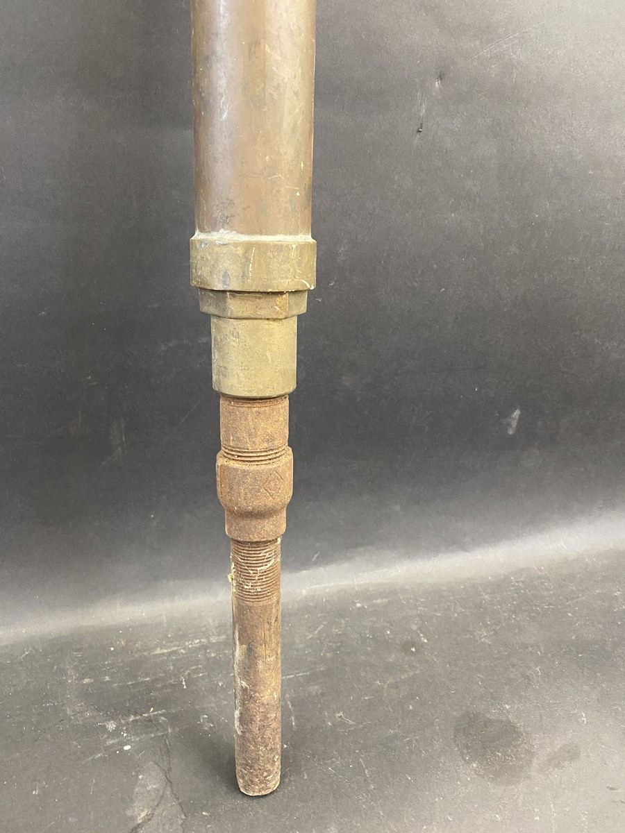 An unusual brass fuel pump probably for private use, bearing the name 'Abbott, Birks & Co. Pattern - Image 3 of 3