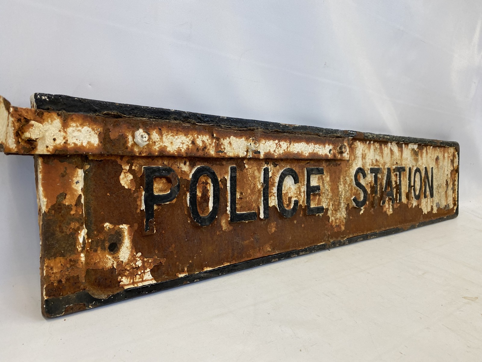 A 'Police Station' cast iron double sided directional road sign with partial bracket, 49 1/2 x 8" - Image 2 of 4