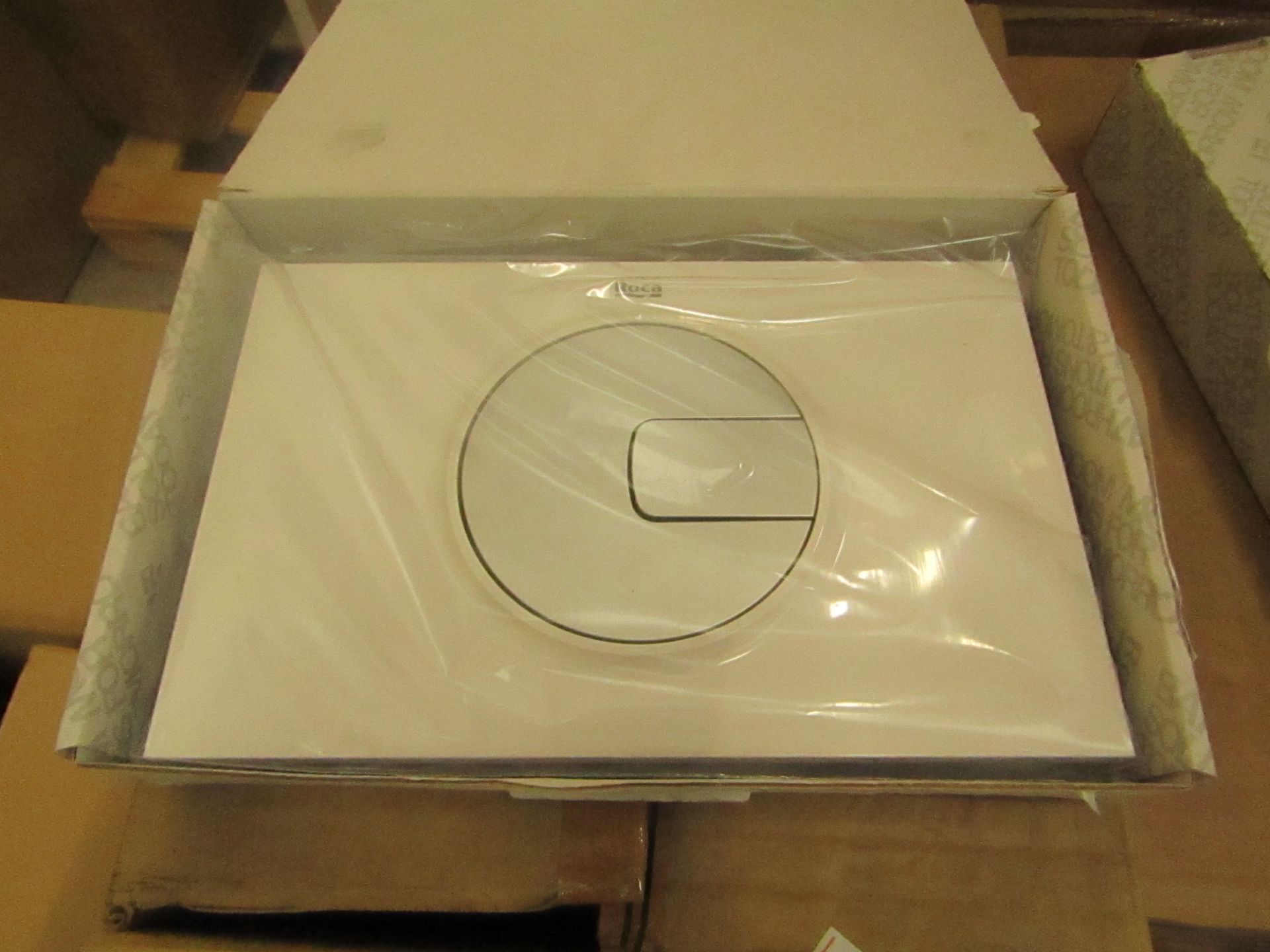 Roca PL6 Dual Combi Flush plate, new and boxed.