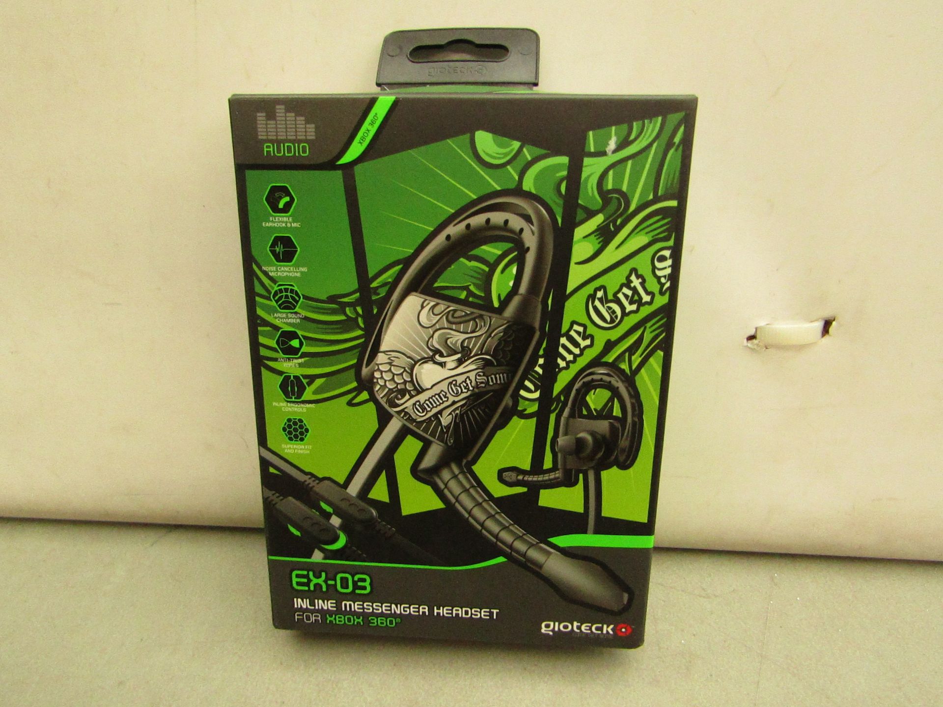 1 Box of 2 Gioteck - EX-03 Inline messenger headset (Xbox 360) All boxed.