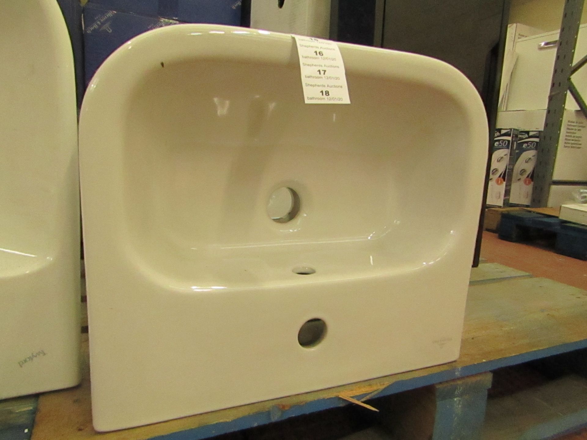 Villeroy and boch 450mm 1 tap hole sink, new