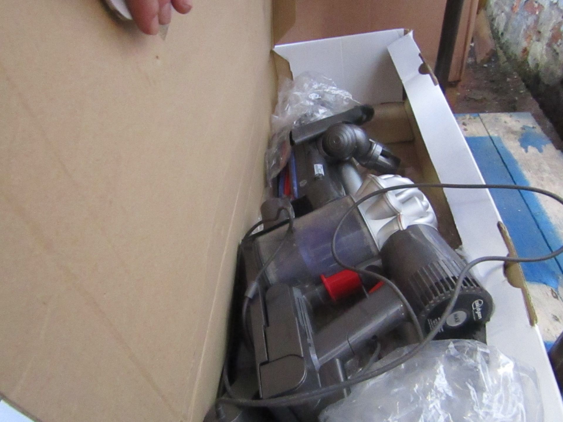 Dyson V6 Vacuum - Untested and boxed.