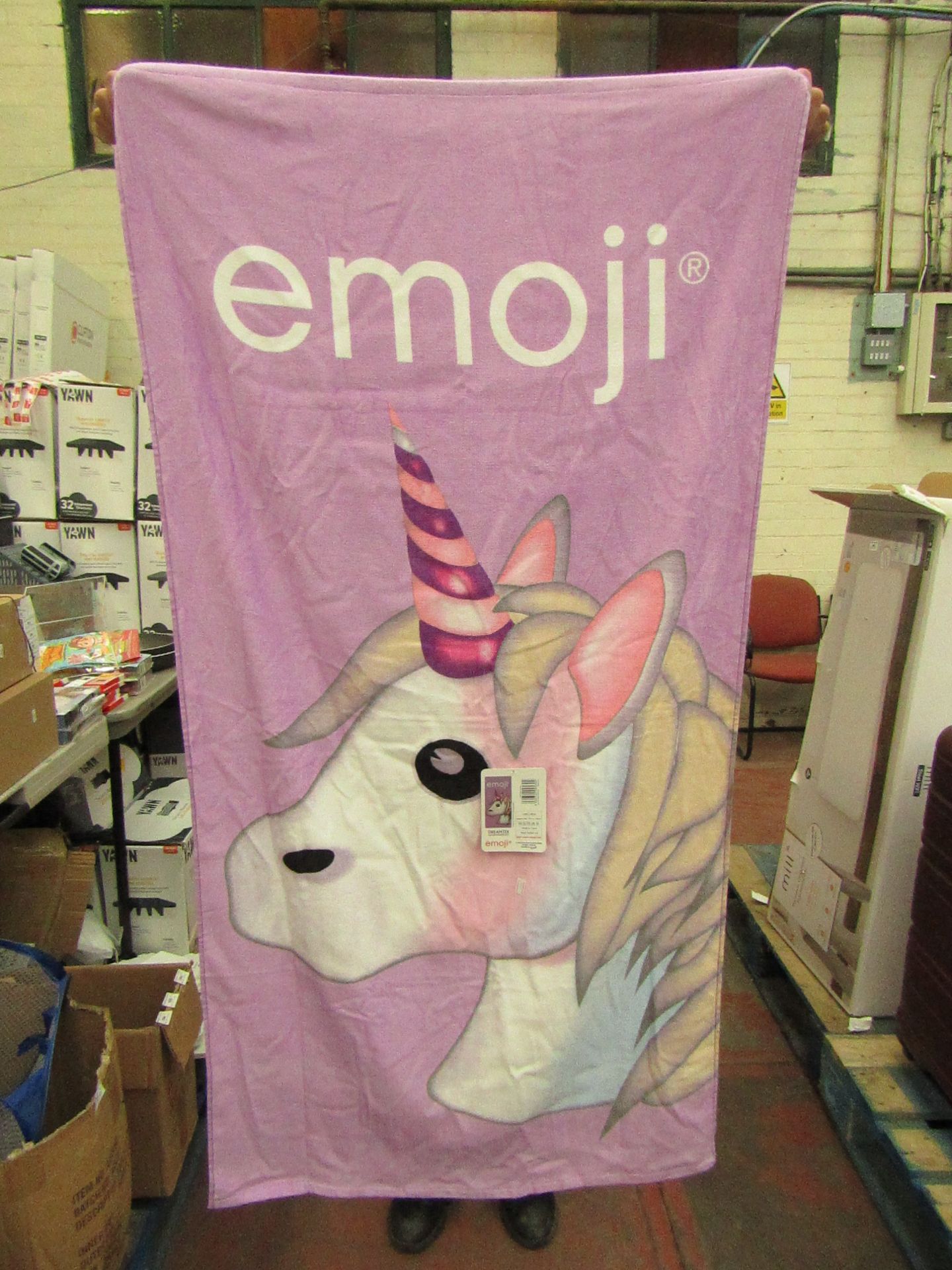 Emoji beach towel - 70X140cm - packaged.