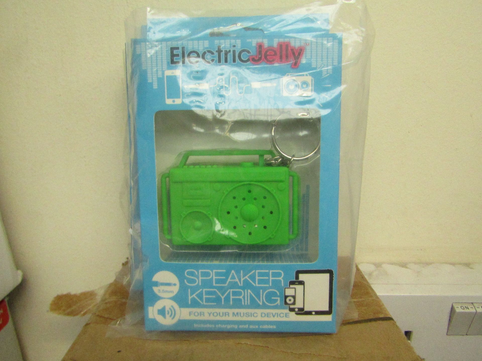 6 x Electric Jelly Speaker Keyrings. New & Packaged