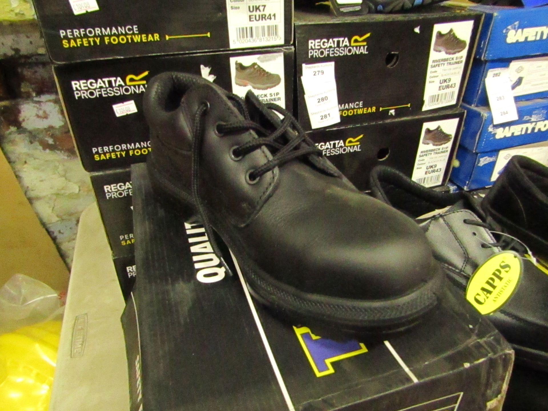 Tuffking safety steel toe-cap shoes, size 6, new and boxed.