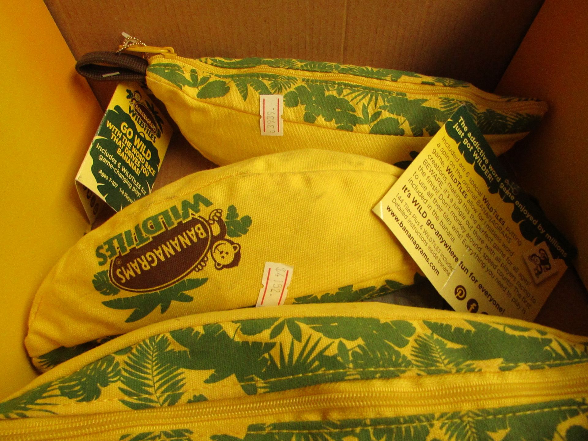 Bananagrams Wildtiles Game. Packaged