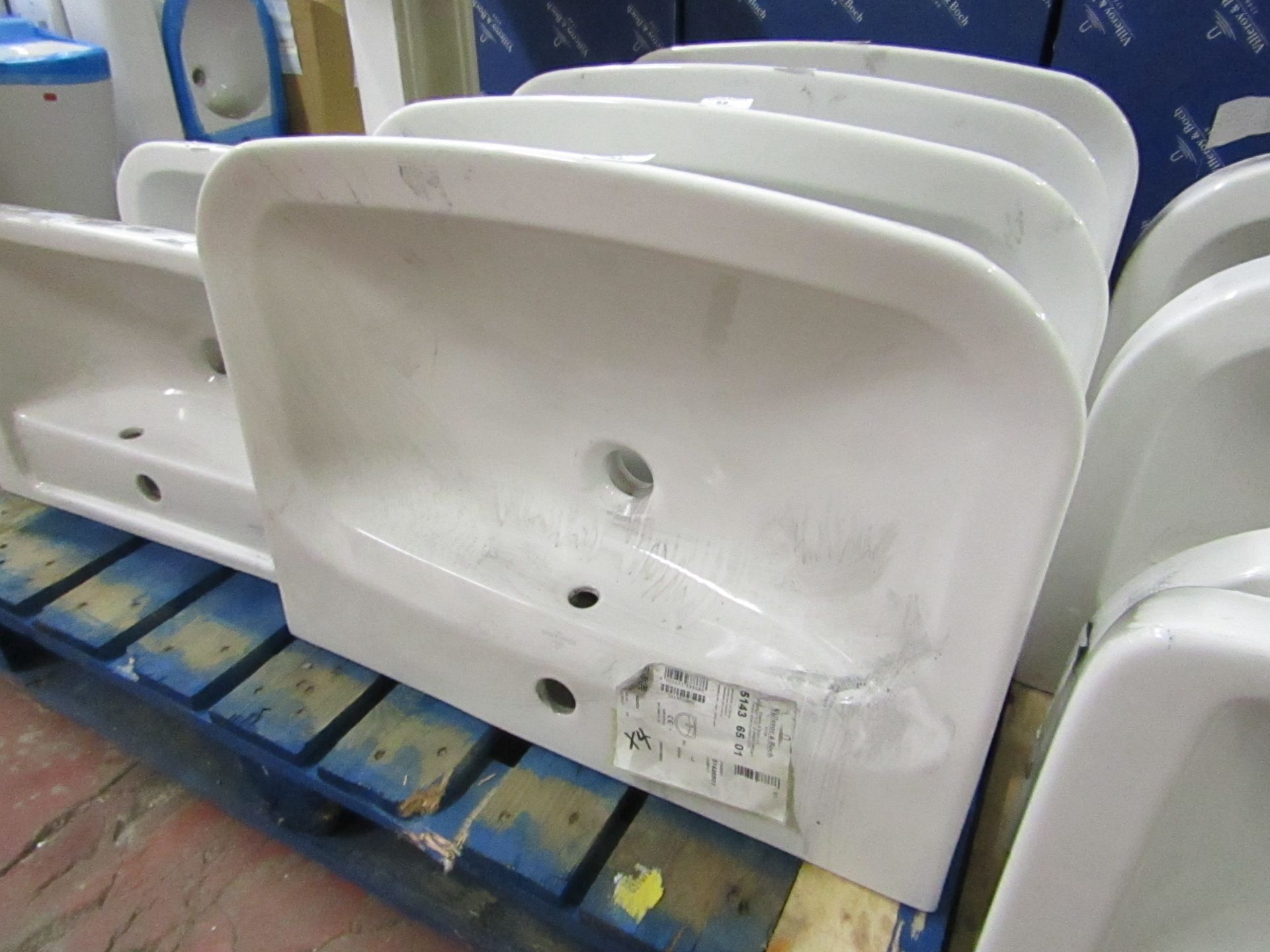 Villeroy and Boch 1TH basin with overflow, new.