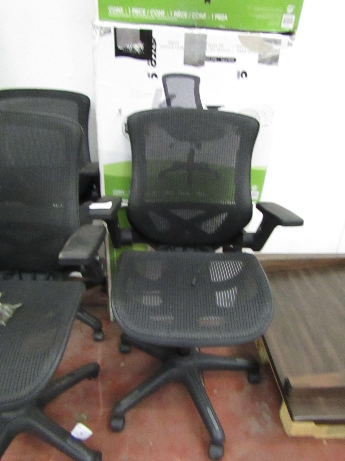 Bayside Mesh Office Chair, With Box