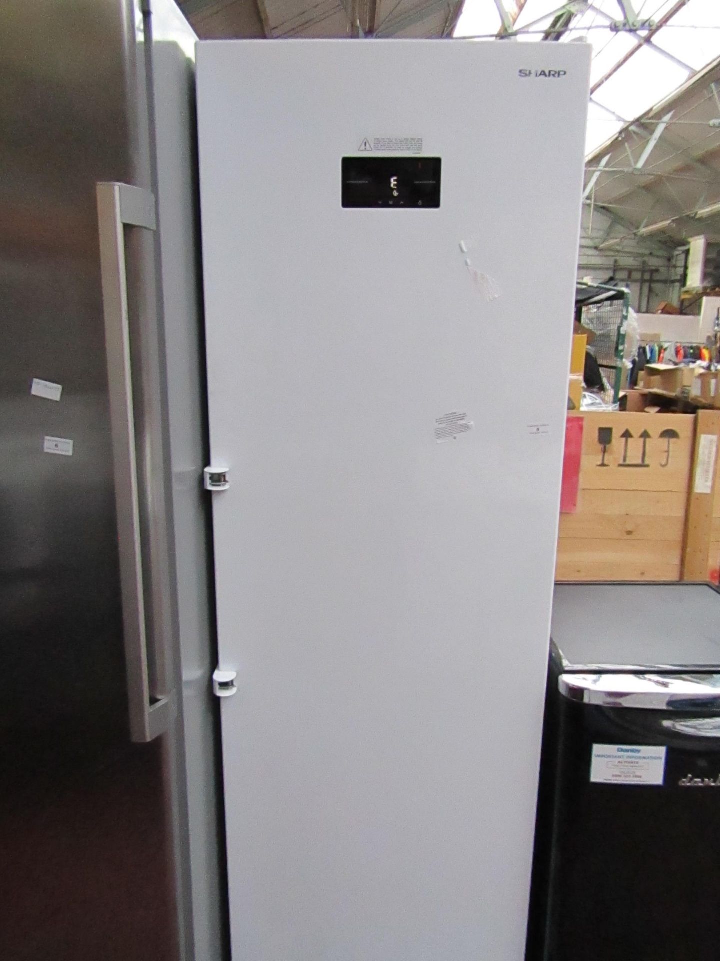 Sharp - SJ-SC41CHXW2-EN - Frost Free Upright Freezer - White - A++ - Item Tested working, Handle