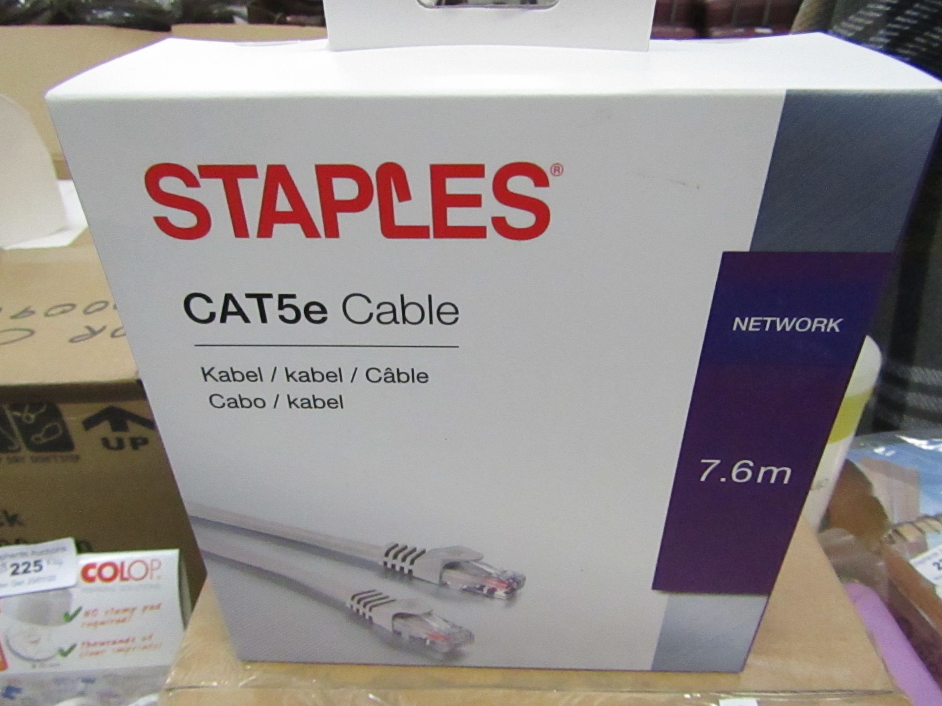 4 x Staples Cat 5e Cables.Boxed but untested