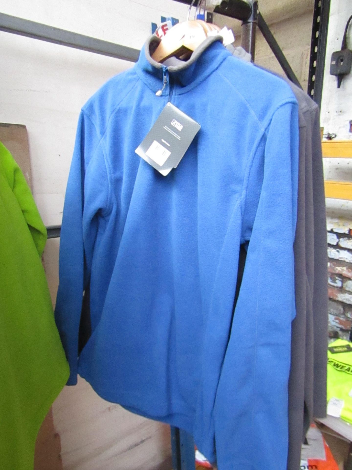 Men's Regatta Professional Fleece Oxford Blue/ Smoke. Size S. new in Packaging