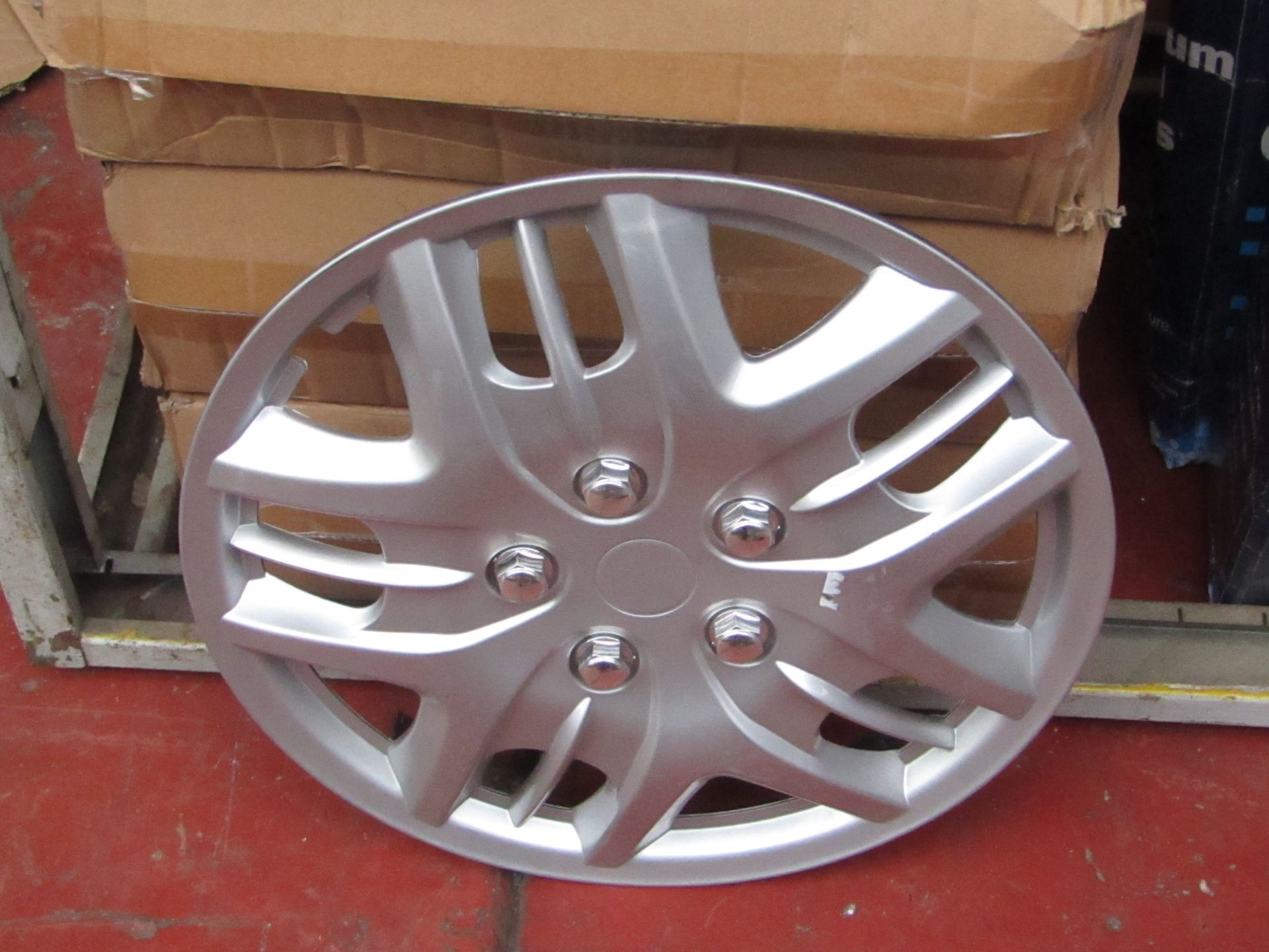 Streetwize 15" wheel trims, unchecked and boxed.