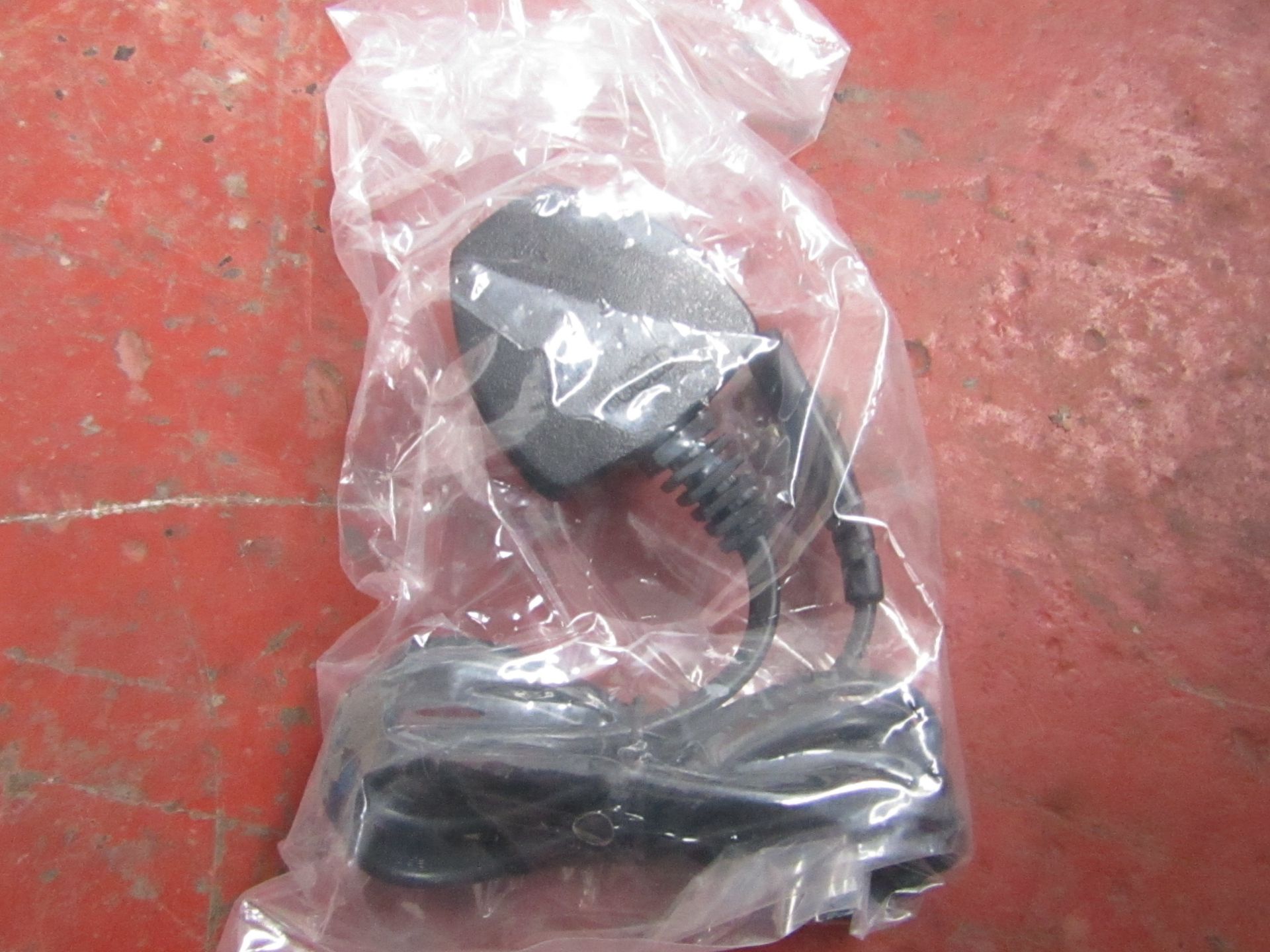 5X Figure of eight cables - Packaged.