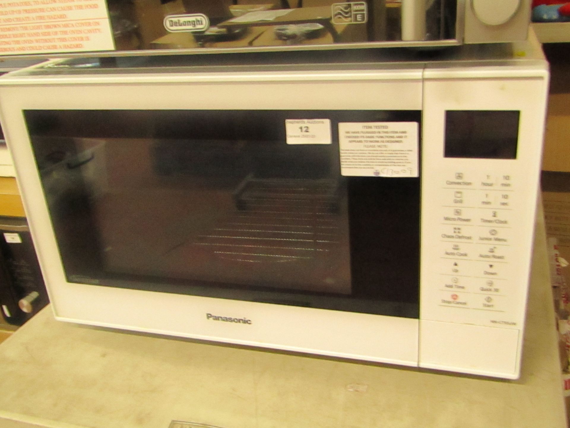 Panasonic CT55Jw Microwave Oven. Looks unused. RRP £199.99