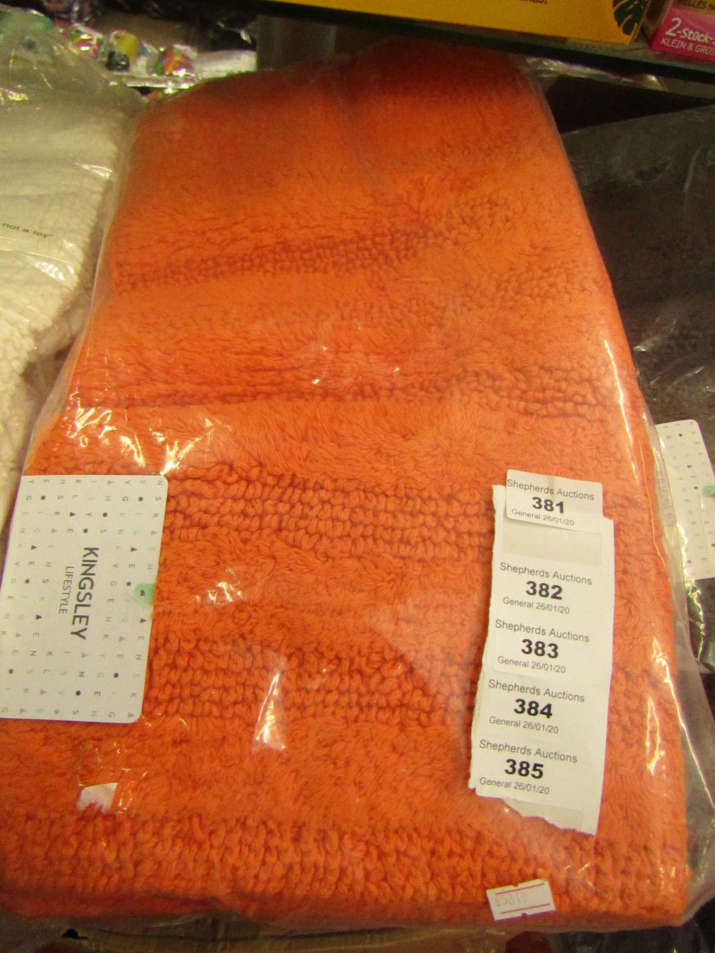 Pack of 2 x Kingsley Pedestal Mats in Burnt Orange. New & Packaged