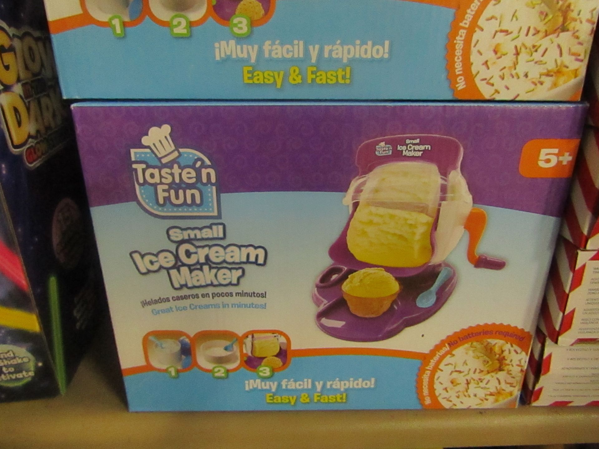 Taste 'n' Fun Small Ice cream Maker. Boxed