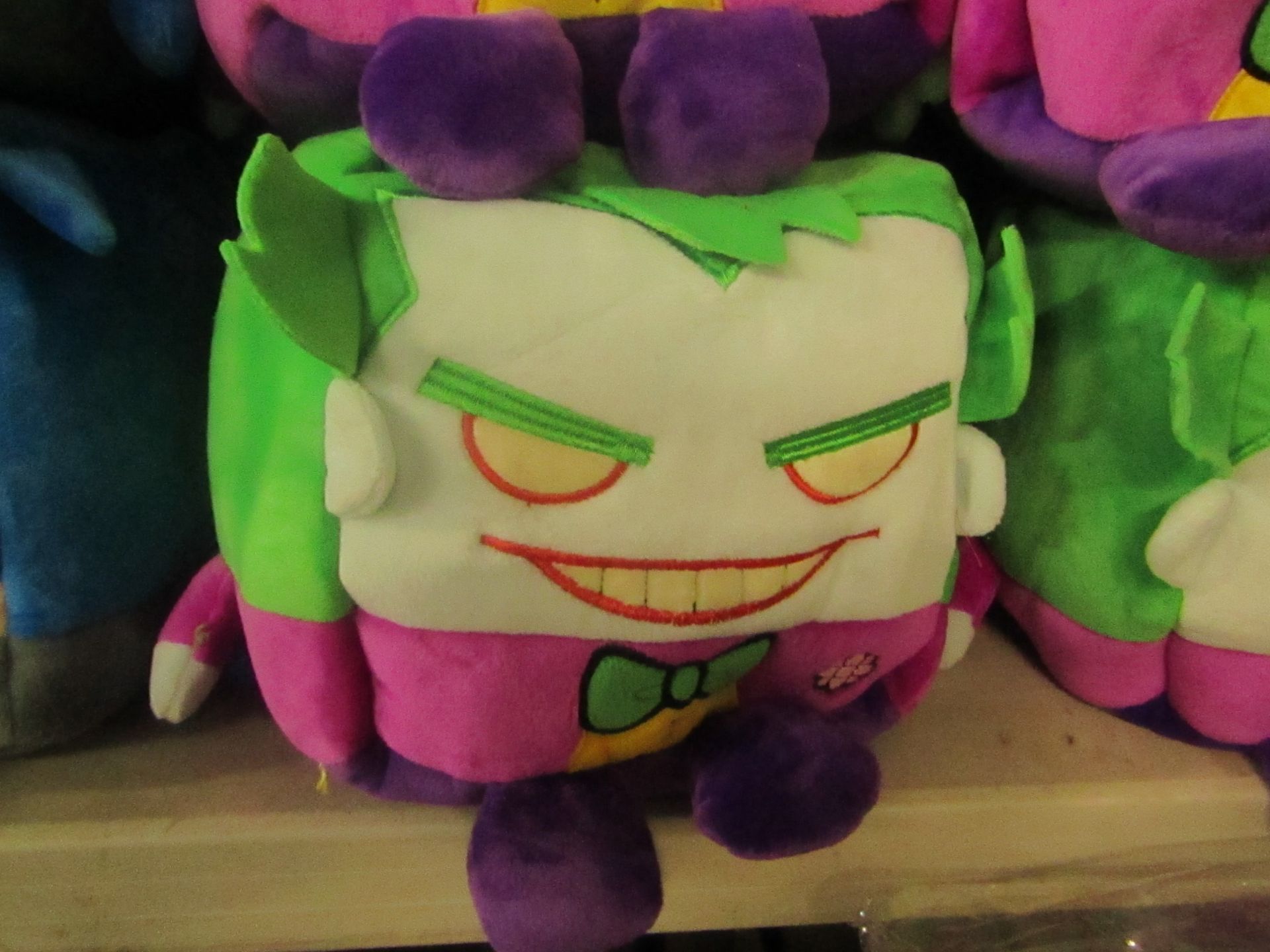 Extra Large (D2L) Wish Factory Kawaii Cubes. The Joker. New with tags