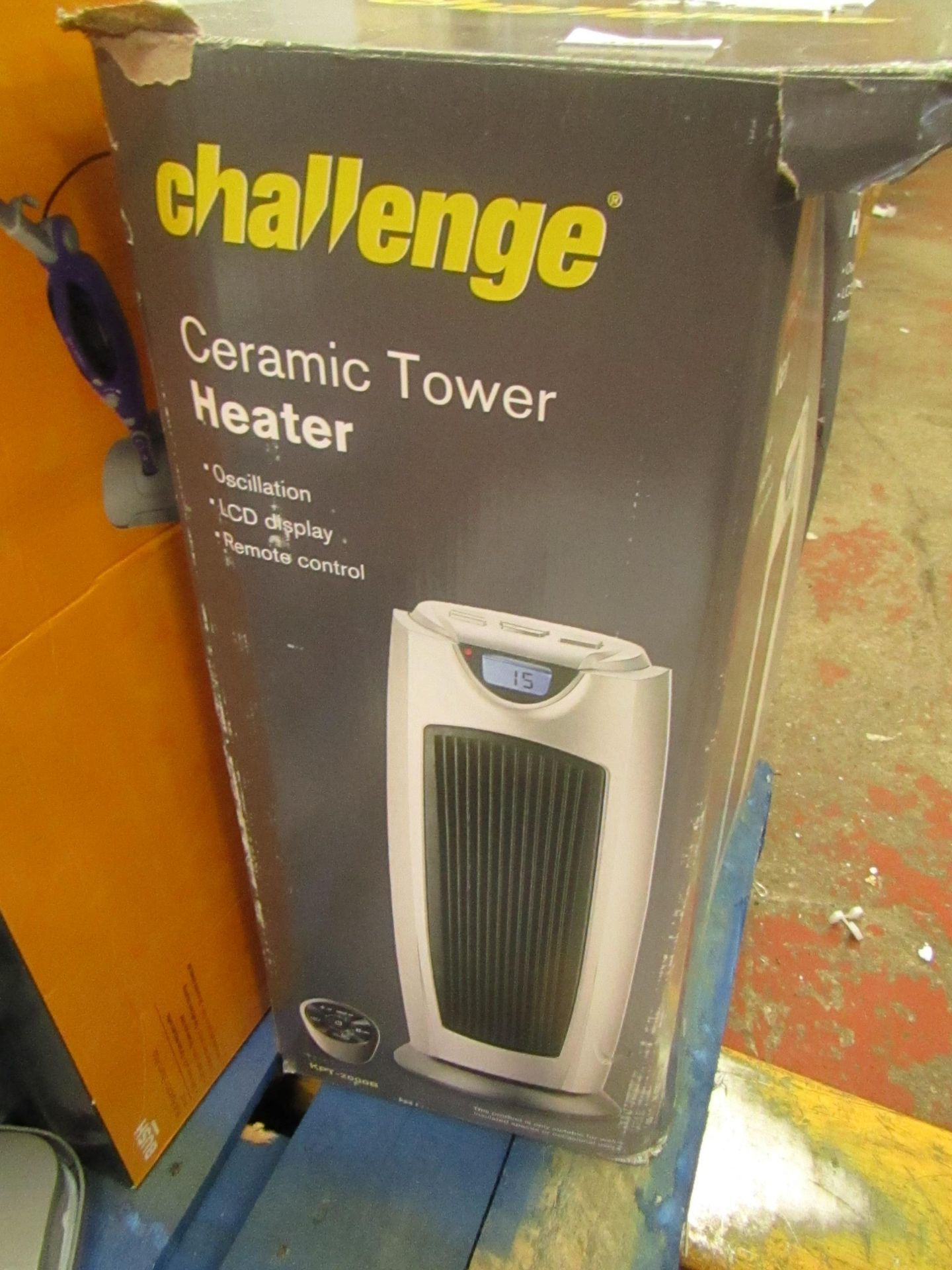 Challenge Ceramic Tower Heater with Remote Control. Tested Working & Boxed