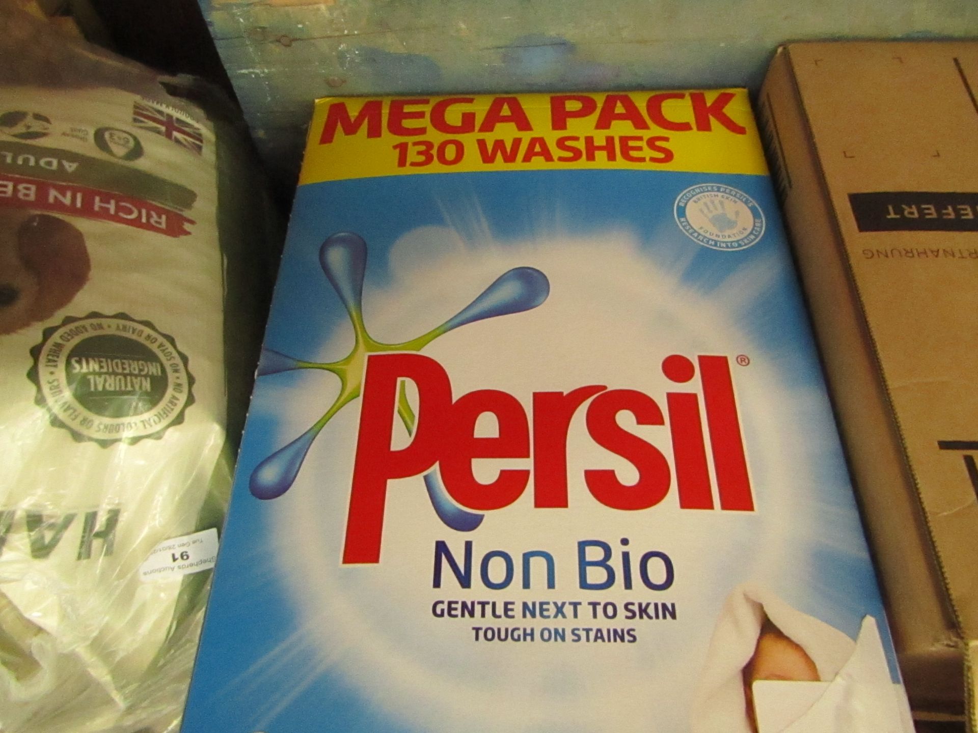 Persil Non Bio Washing powder. 130 Washes. Box was ripped but has been re sealed