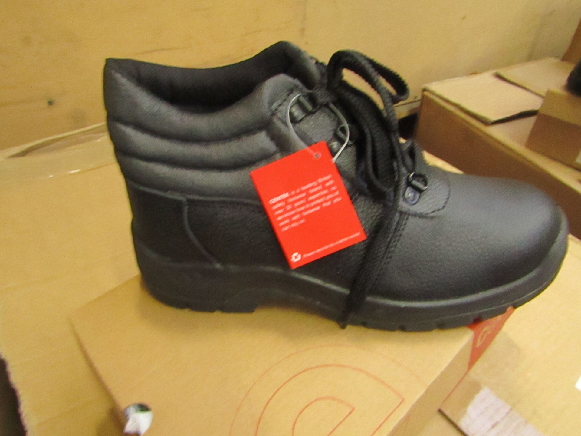 Centek FS330 safety boot, new and boxed size 8