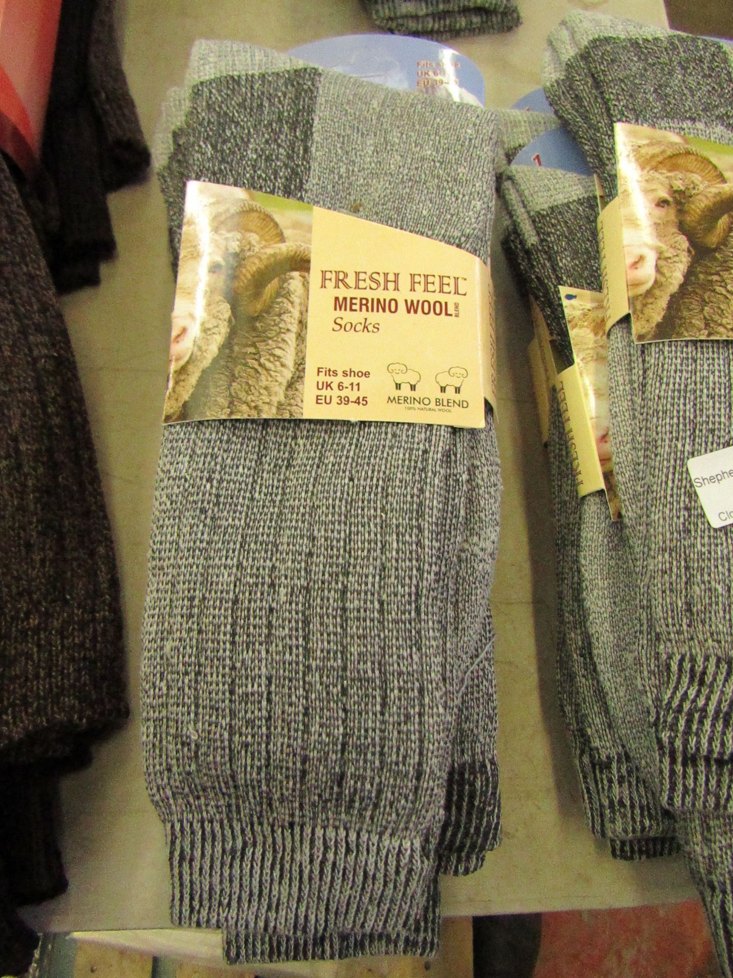 4 X Pairs of Fresh Feel Merino Wool Socks size 6-11, new in packaging