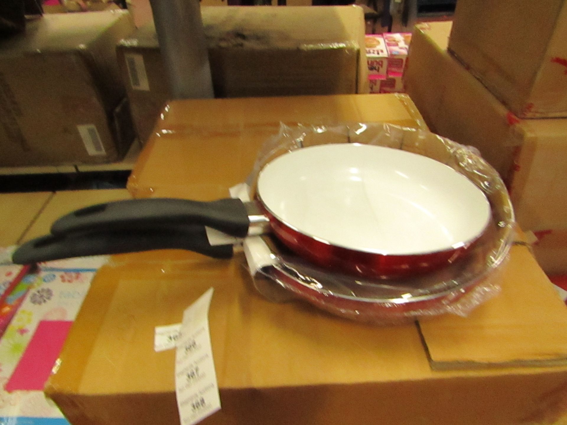 Set of 2 Ceramic Frying Pans. New & Boxed