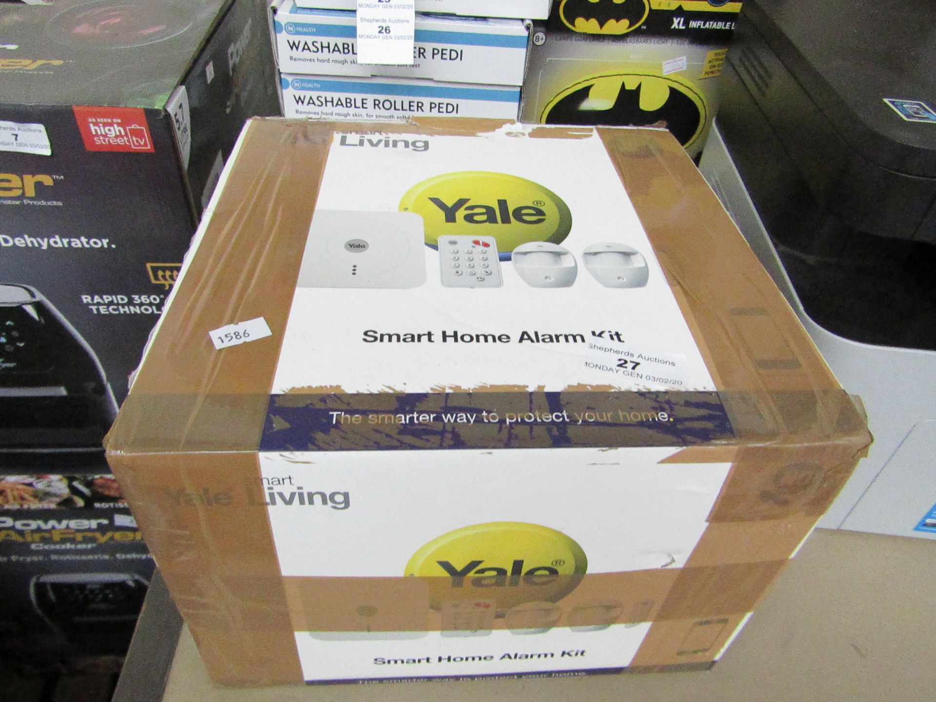 Yale Smart Home Alarm Kit. Boxed but unable to test