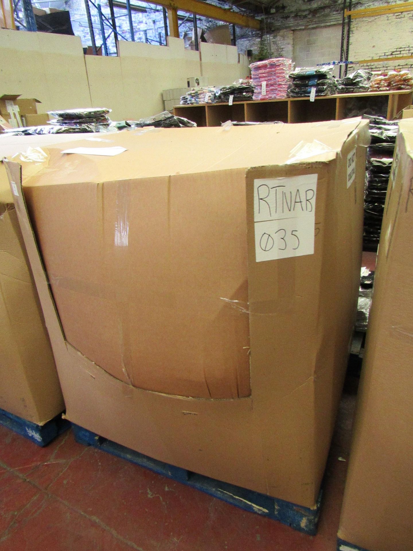 | 30X | THE PALLET CONTAINS VARIOUS SIZED YAWN AIR BEDS | BOXED AND UNCHECKED | NO ONLINE RE-