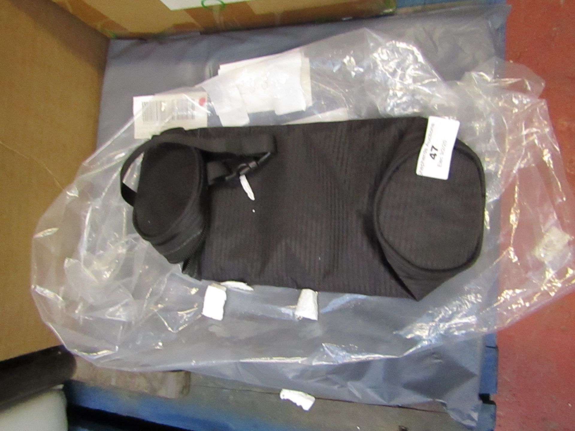 2x Cases one being ThinkPad 13" Sleeve & Freezer chiller Bag - Both Packaged.