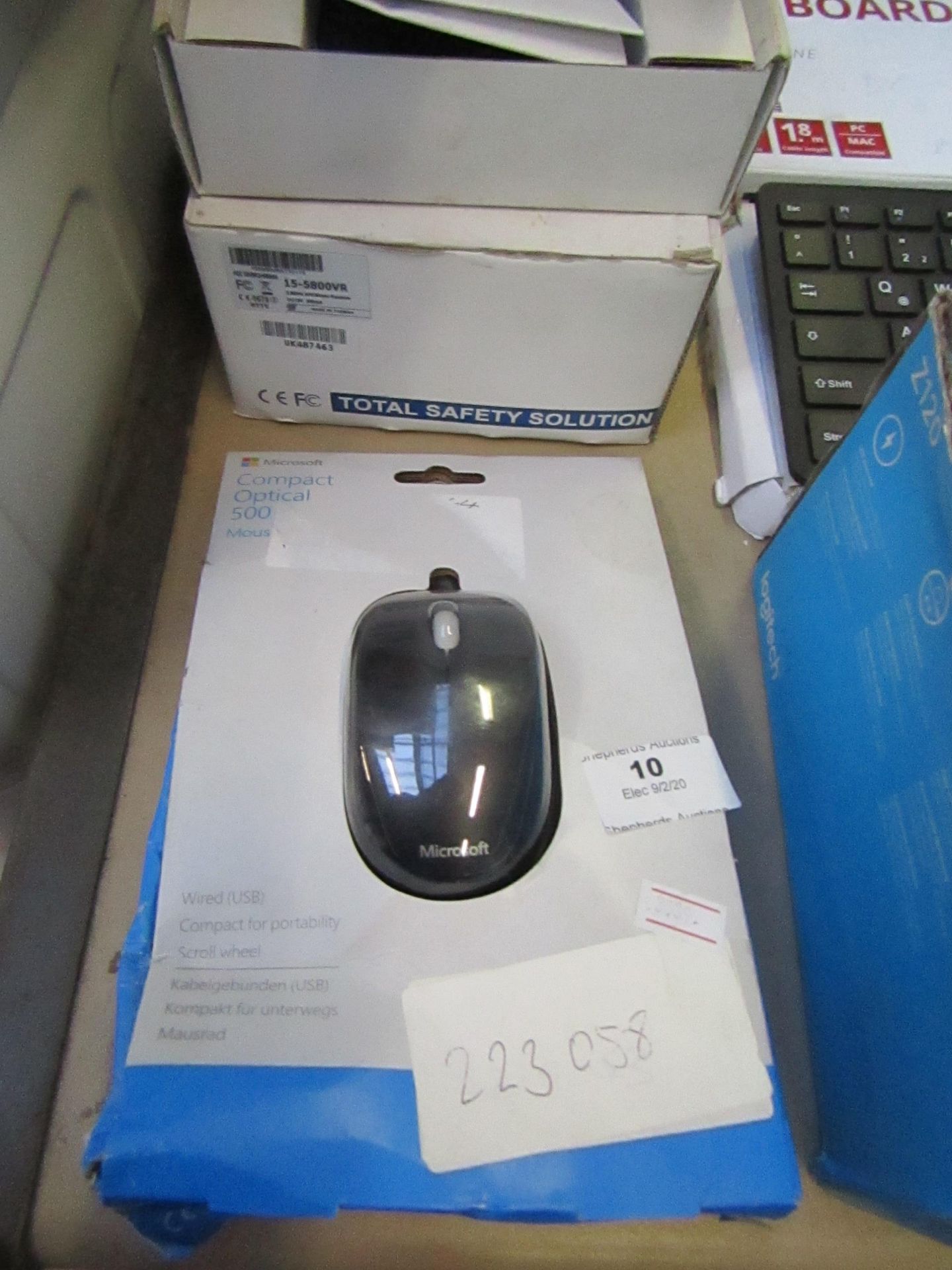 Microsoft - Compact optical 500 - Mouse - packaged.