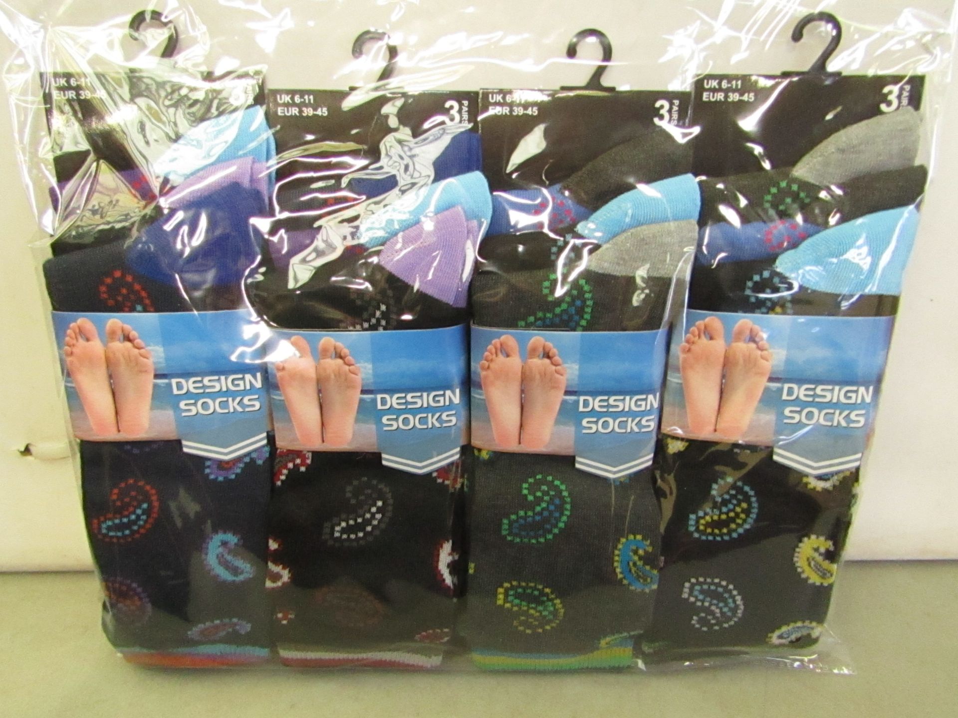 12 X Pairs of Mens Design Socks size 6-11 new in packaging