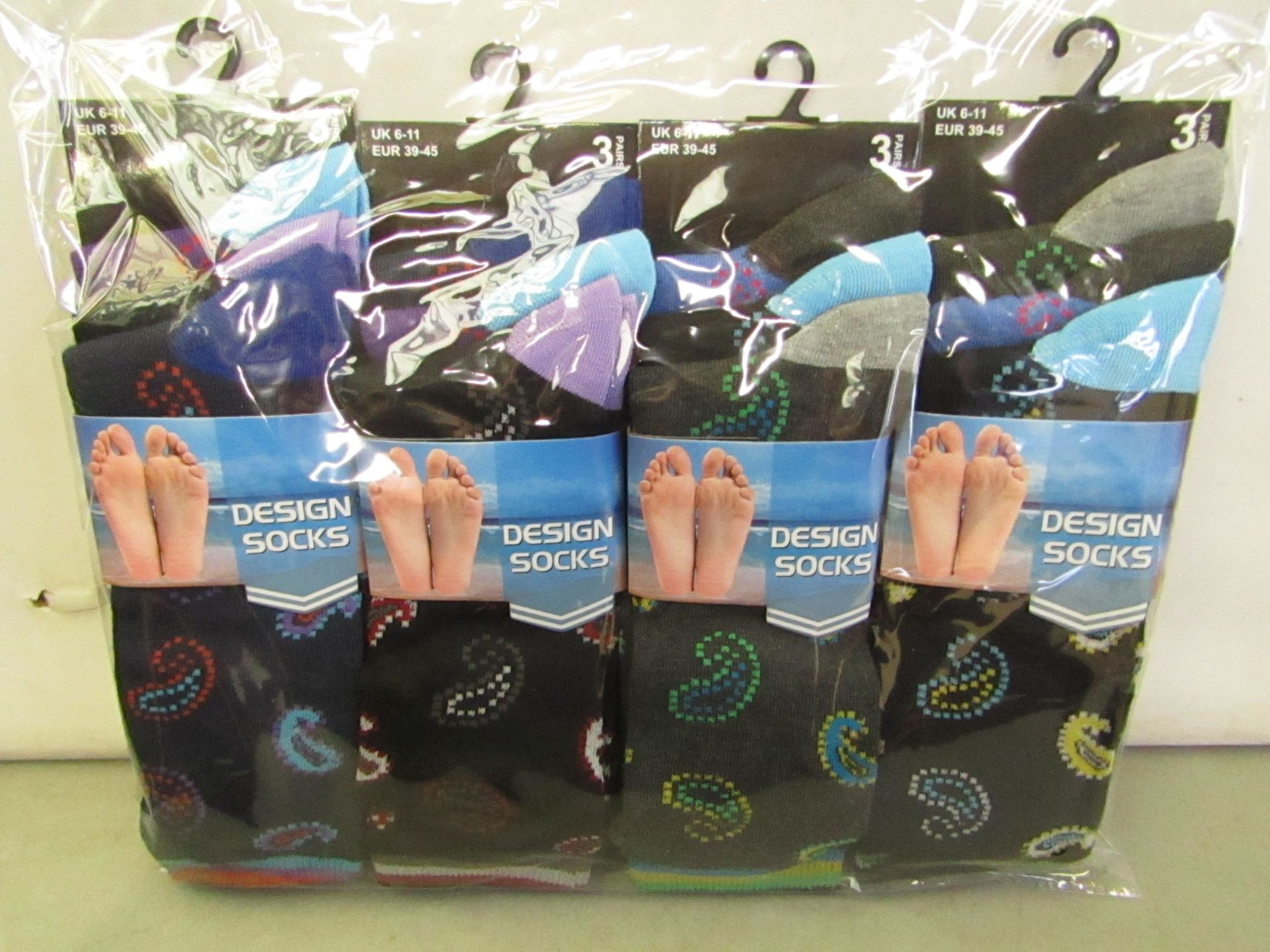 12 X Pairs of Mens Design Socks size 6-11 new in packaging