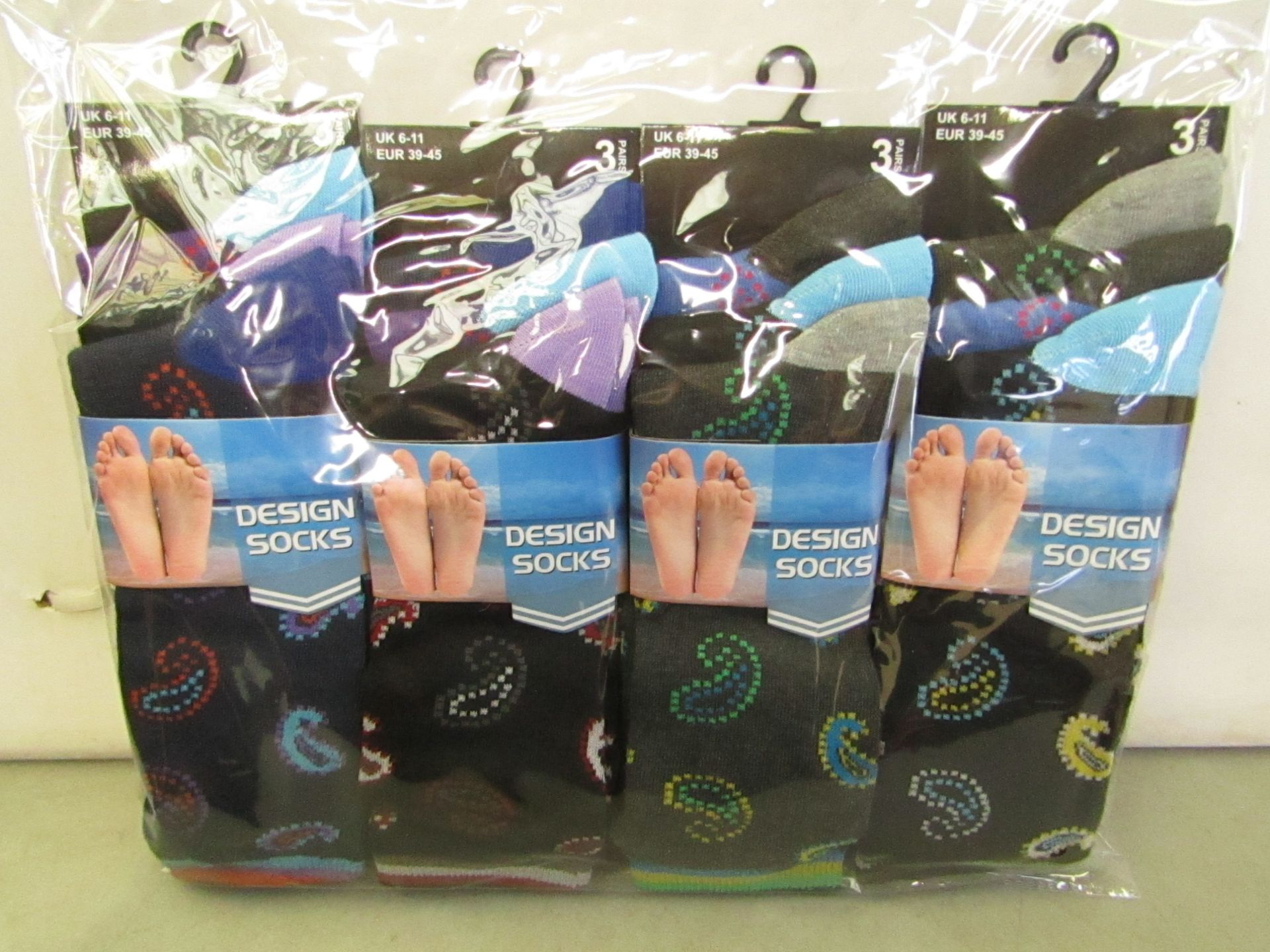 12 X Pairs of Mens Design Socks size 6-11 new in packaging