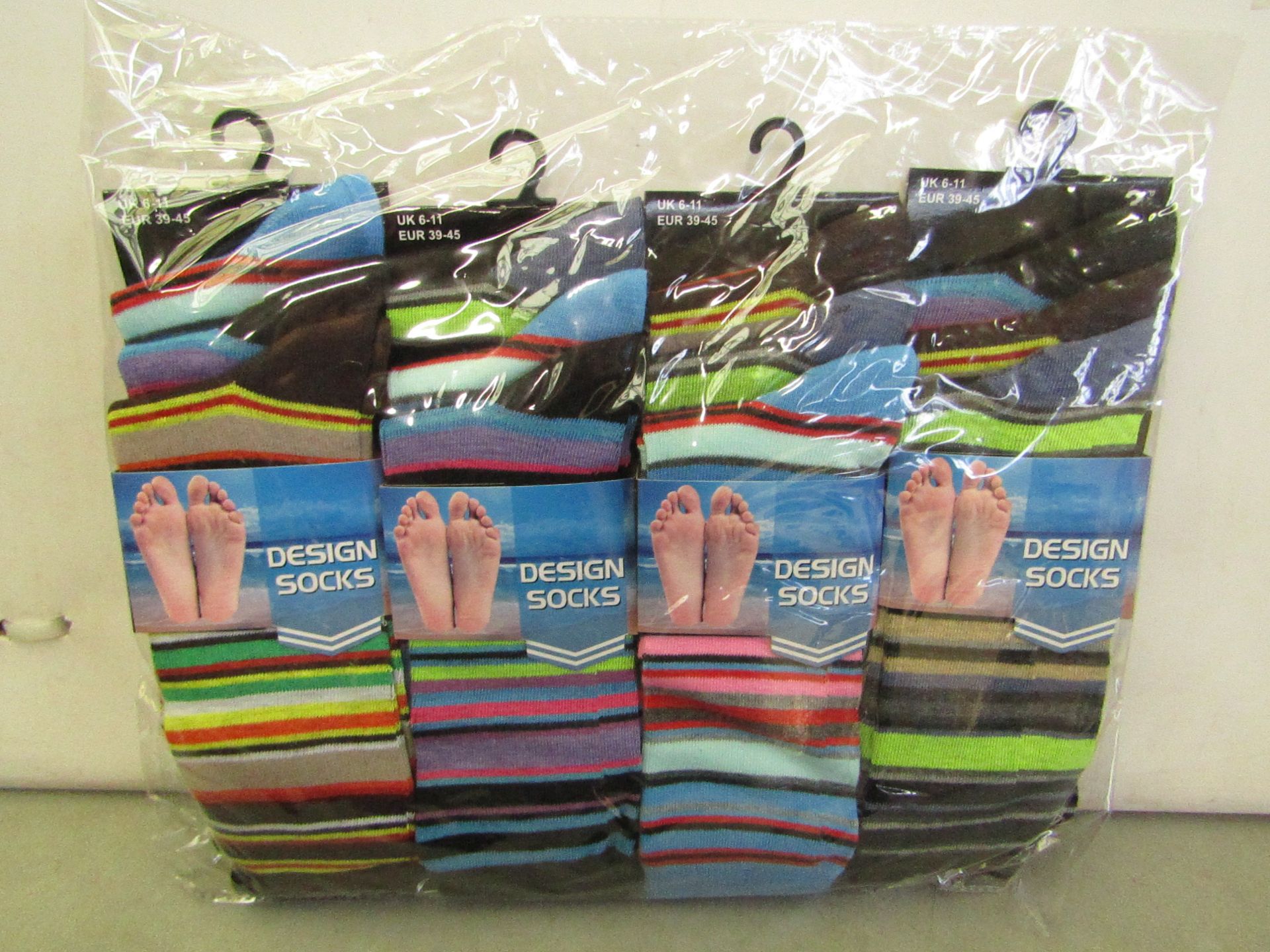 12 X Pairs of Mens Design Socks size 6-11 new in packaging