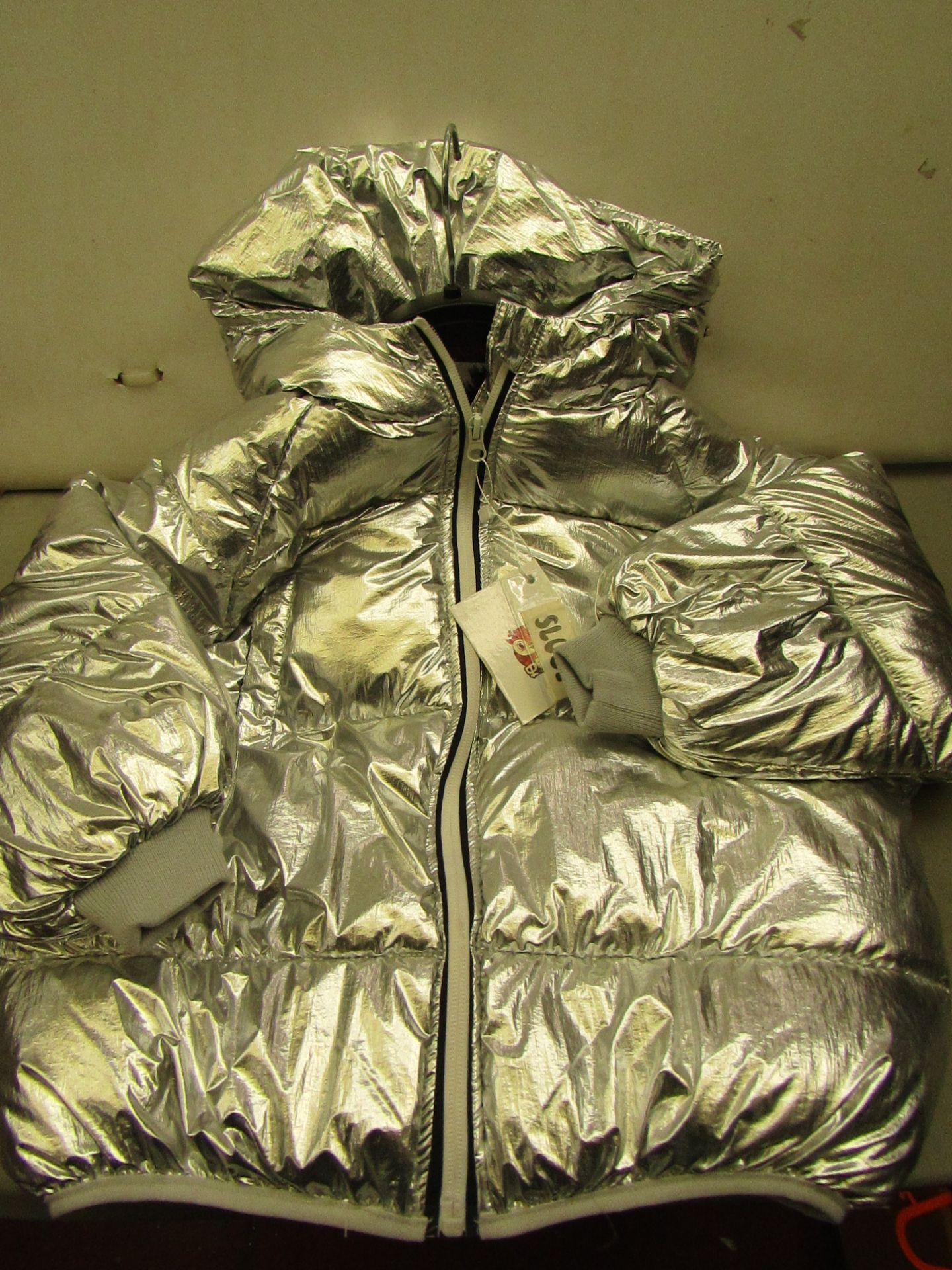 Childs Padded Silver Jacket age 10-11 yrs RRP £30 new in packaging
