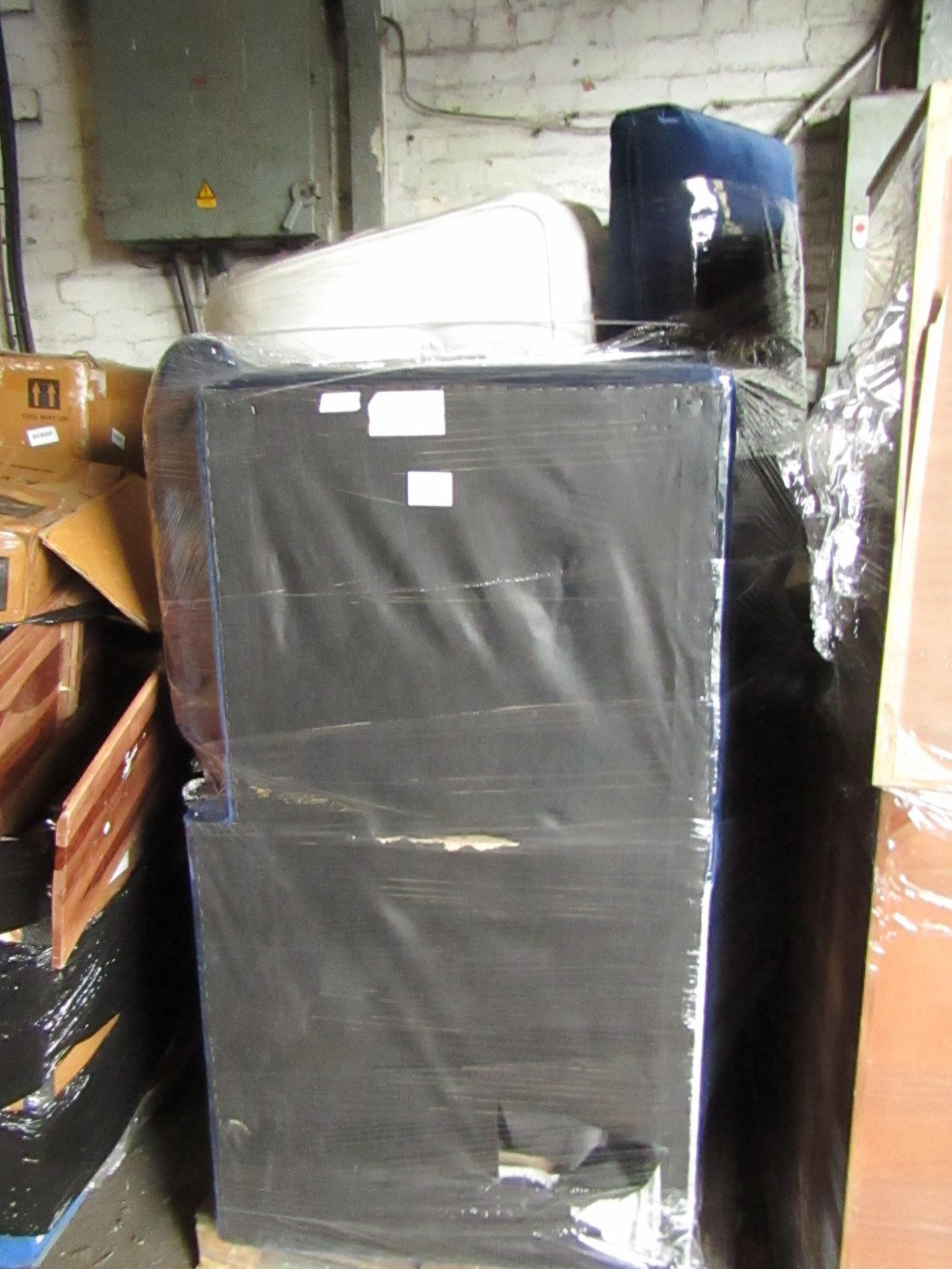 | 1x | PALLET OF SWOON B.E.R AND AWAITING PARTS FURNITURE ITEMS WHICH COULD INCLUDE ANYTHING FROM