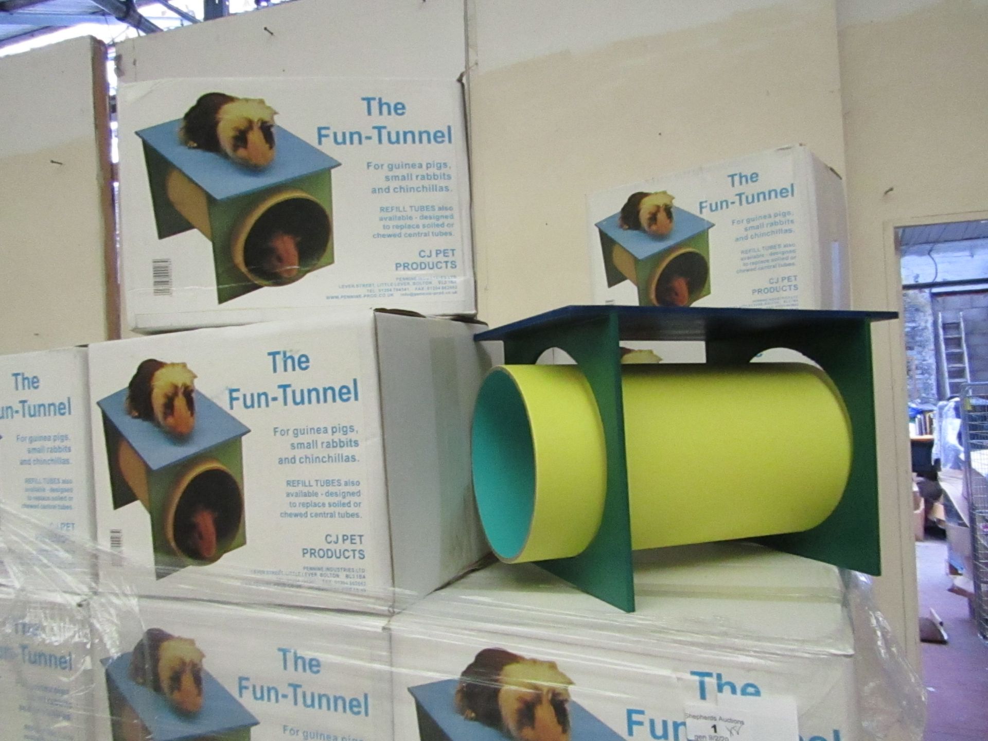 | 8X | CJ PET PRODUCTS FUN TUNNEL FOR GUINEA PIGS, SMALL RABBITS AND CHINCHILLAS | NEW AND BOXED |
