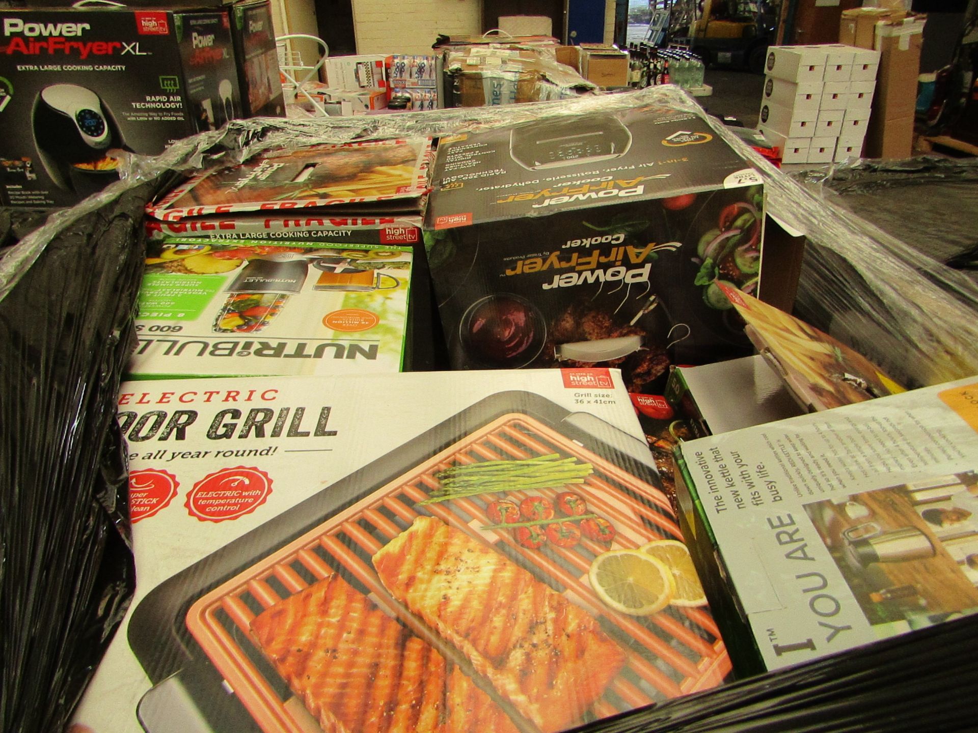 | APPROX 40X | THE PALLET CONTAINS NUTRI BULLETS, AIR HAWKS, CLEVER CHEFS, RED COPPER CHEFS AND MORE - Image 2 of 2