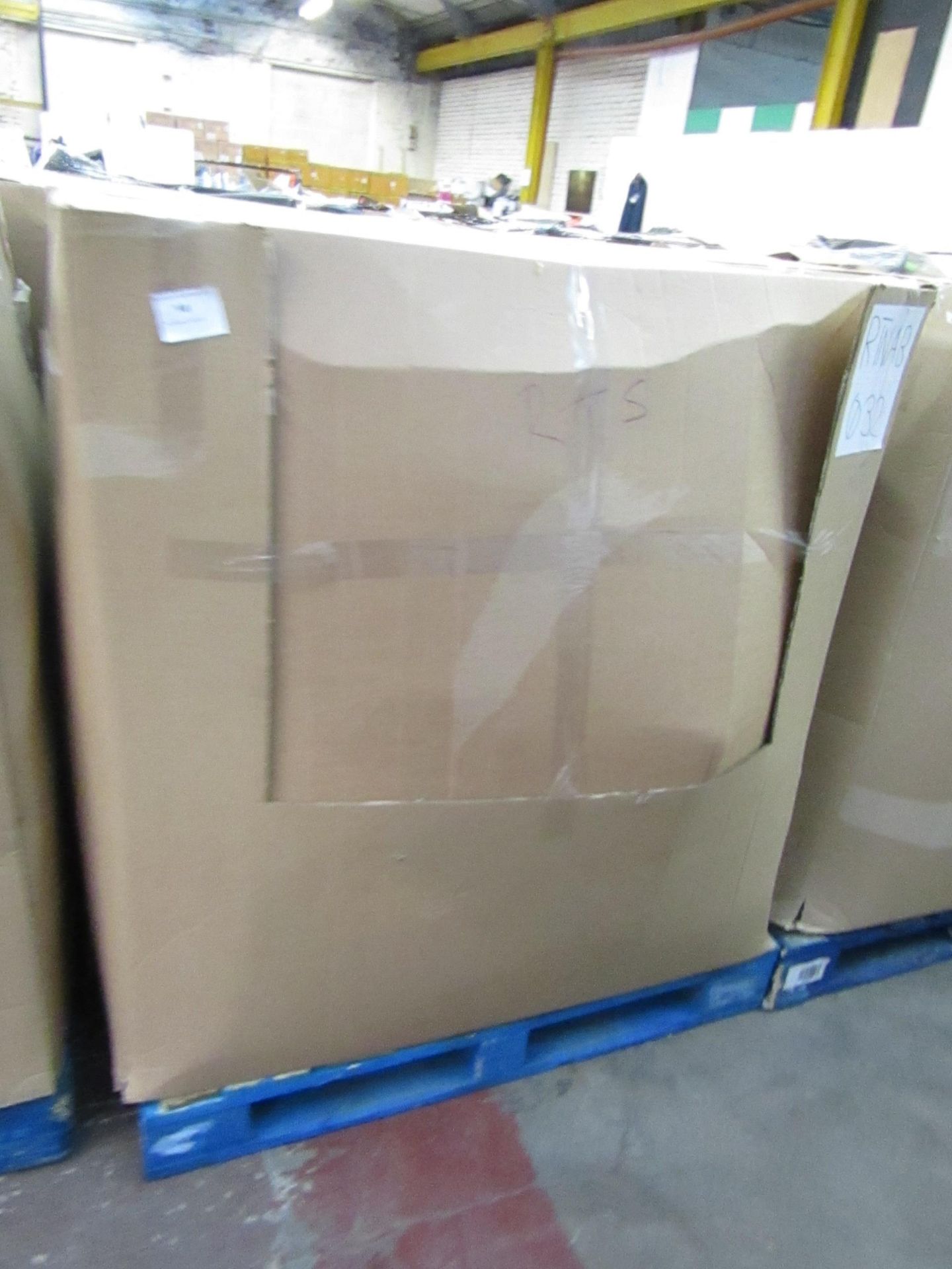 | 34X | THE PALLET CONTAINS VARIOUS SIZED YAWN AIR BEDS | BOXED AND UNCHECKED | NO ONLINE RE-