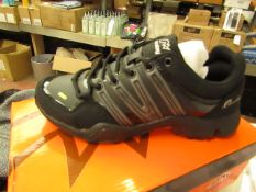 1 x Owndays Traxion Sport Trainer size 37 new & boxed