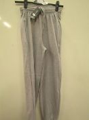 I saw It First Ladies Oversize Tie Grey Joggers size small new with tag