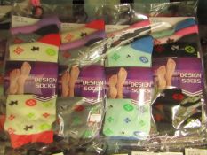 12 X Pairs of Ladies Design Socks size 4-7 new in packaging