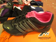 1 x Owndays Traxion Sport Trainer size 38 new & boxed